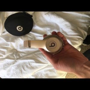 Beats Solo Wireless Headphones 3